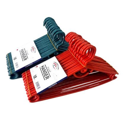 PLASTIC HANGER 18 PCS